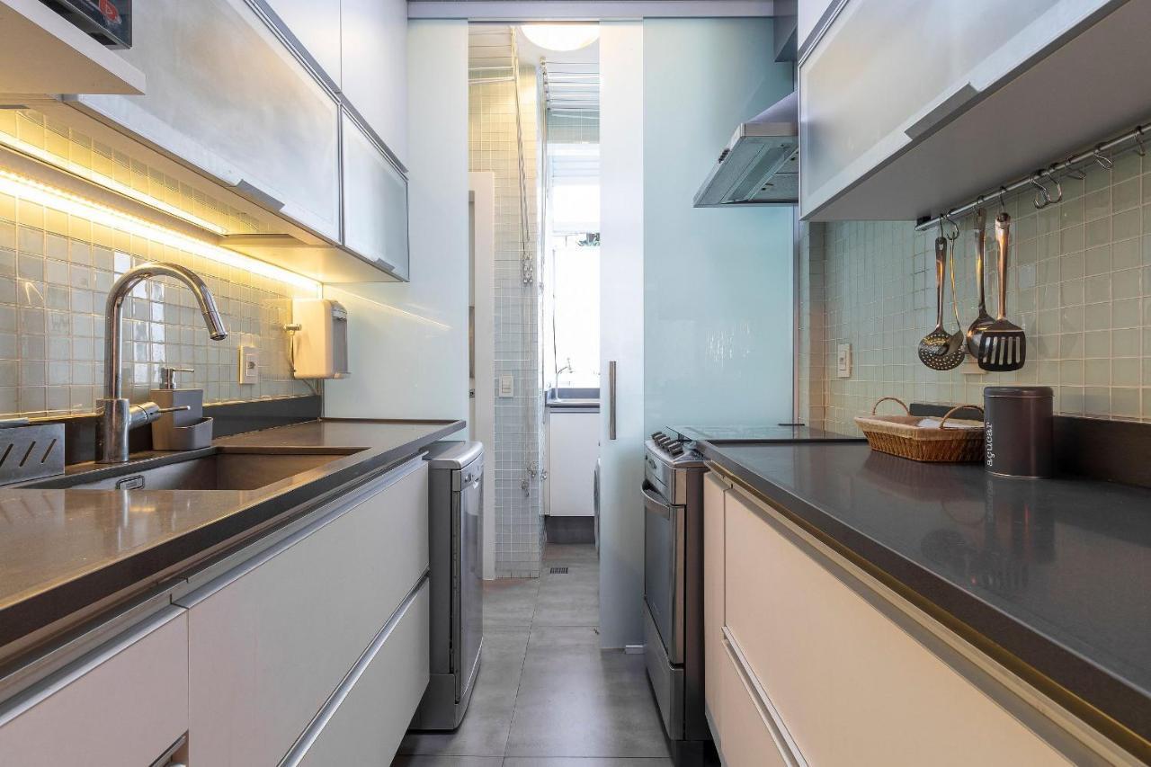 Apartamento Apto. Espacoso Com Workspace -por Casape